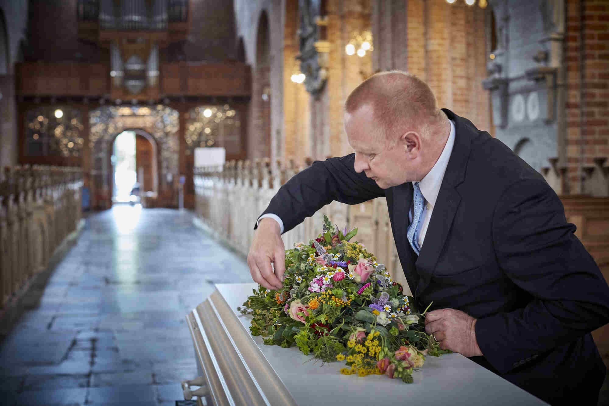 Bedemand i kirke